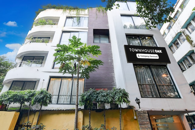 Super Townhouse Oak Ballygunge Formerly Hotel Lovelock