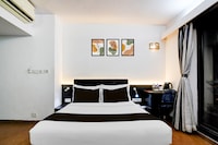  Townhouse Oak Ballygunge Formerly Hotel Lovelock