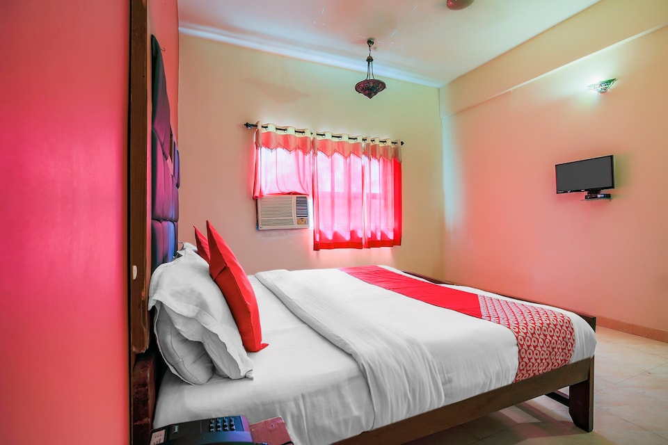 OYO 19790 Ocean Ride Beach Resort, Baga Goa, Goa