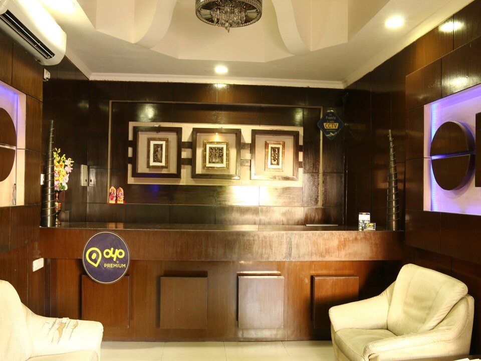 OYO Premium 121 Joka IIM Kolkata, Behala Kolkata, Kolkata