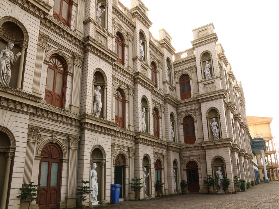 OYO Premium 121 Joka IIM Kolkata, Behala Kolkata, Kolkata
