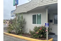 6 Rivers Motel