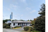 6 Rivers Motel