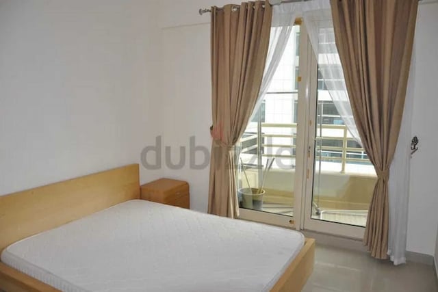 OYO 1555 Home Spacious Studio Apartment