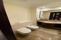 OYO 1557 Home Two Bedroom Furnished Apartment