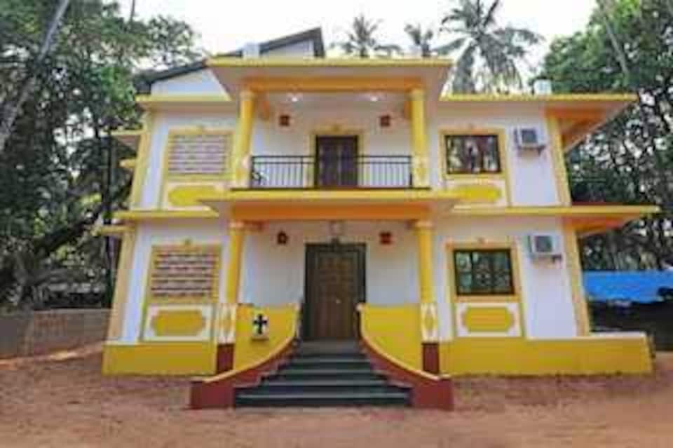  Hotel O The Golden Octa, Candolim Goa, Goa