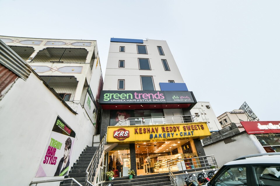 Capital O 11233 Krs Nest Luxury Rooms, Kondapur, Hyderabad