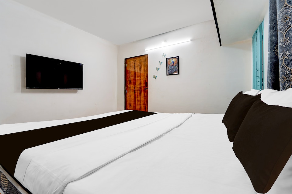 SPOT ON White House Villa , Ooty Town, Ooty