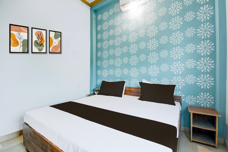 Hotel O Mahamaya Guest House, Sarnath Varanasi, Varanasi