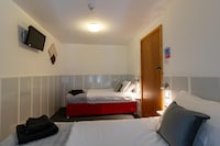OYO The Bentleys Hotel