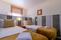 OYO The Bentleys Hotel