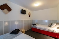 OYO The Bentleys Hotel