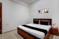 Hotel O Sector 49 Noida Formerly The Urban