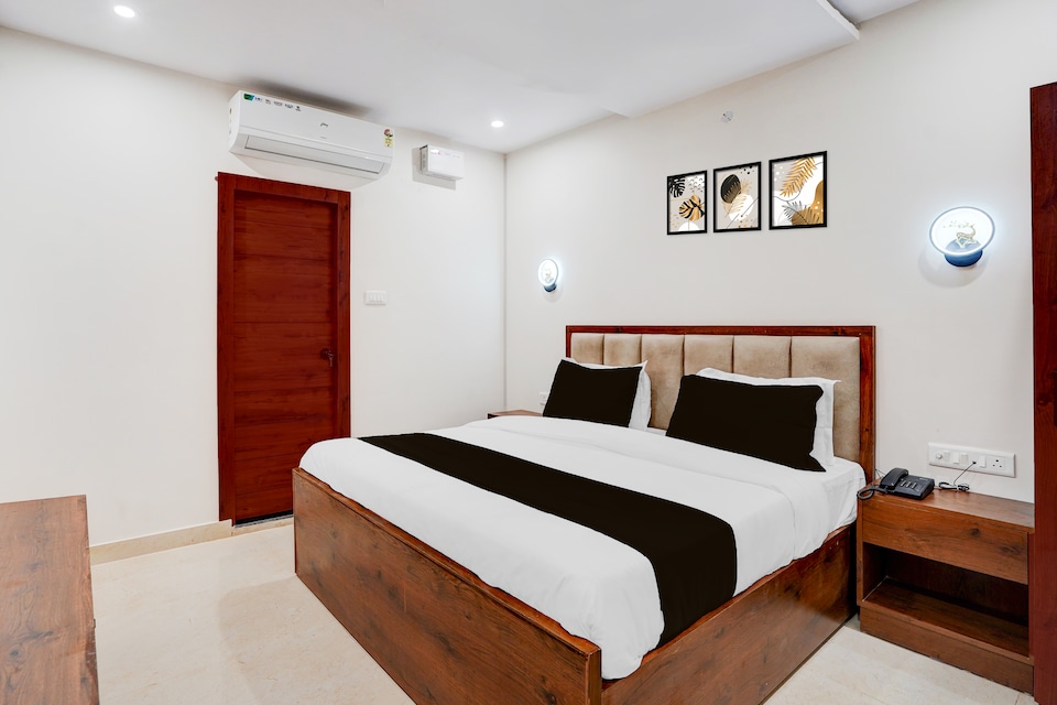 HOTEL O SOUTHTOWN, Govind Nagar Kanpur, Kanpur