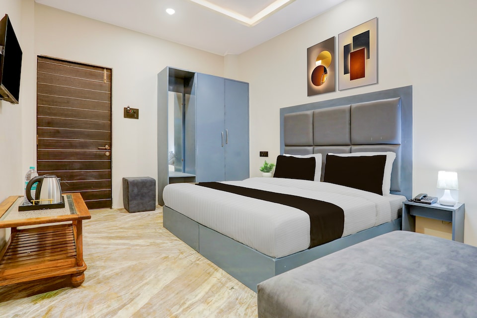 Townhouse ISBT Vijay Nagar Jabalpur, Jabalpur, Jabalpur