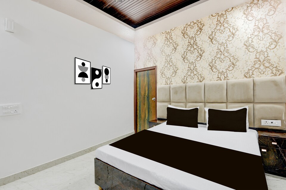 Hotel O Legend, Faridabad, Faridabad
