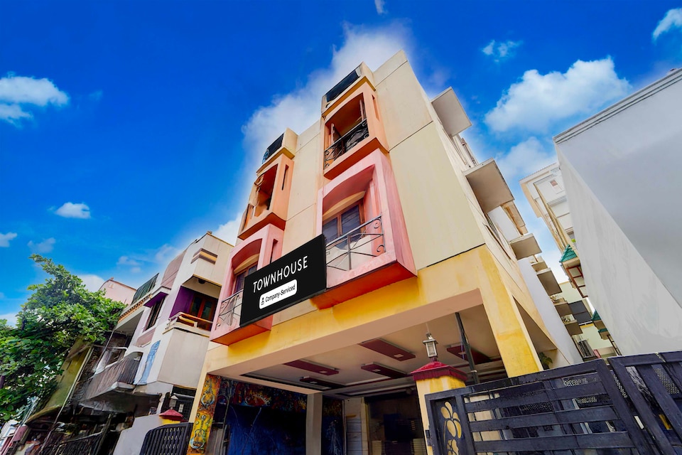 Hotel O Gandhipuram Central Bus Stand, Gandhipuram Coimbatore, Coimbatore