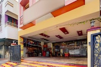 [Day Stay - 8 AM to 8 PM] Hotel O Gandhipuram Central Bus Stand