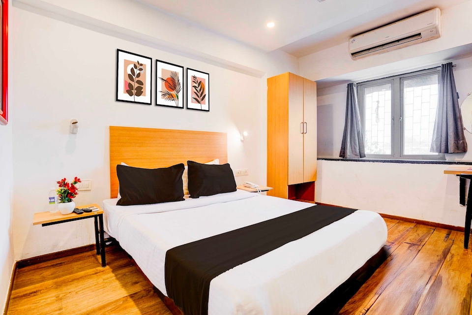 Hotel O  Khar The Unicontinental, Mumbai Bandra-Khar-Santacruz, Mumbai