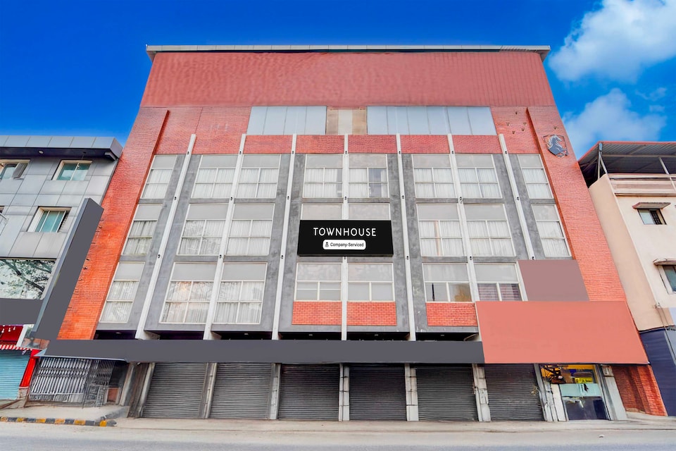 Townhouse Mangalore City Centre Mall, Hampankatta Railway Station, Mangalore