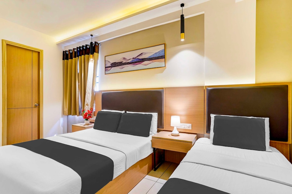 Hotel O Metro Park Opposite Kalasipalya Bus stand, Basvanagudi Bangalore, Bangalore