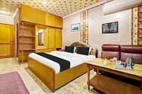 Collection O Residency Road Srinagar