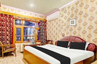 Collection O Residency Road Srinagar