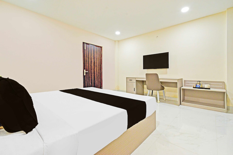 Hotel O Sanath Nagar Near Railway Station, Ameerpet, Hyderabad