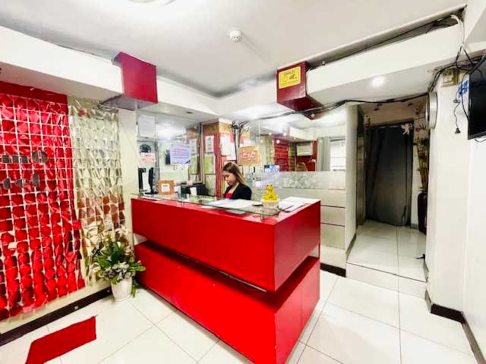  Cosmo Hotel, Quezon City, Quezon City