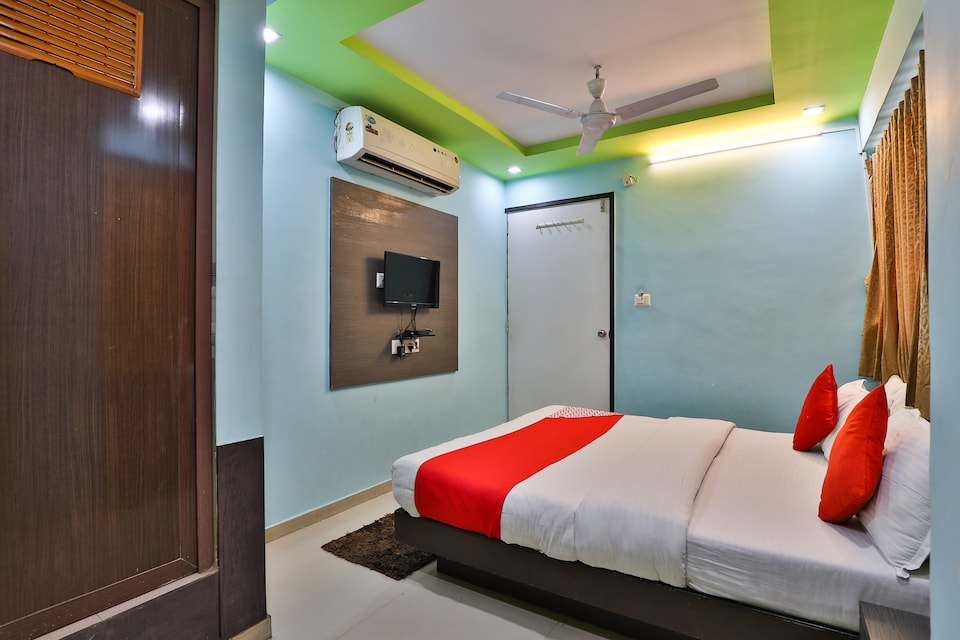 Hotel Balaji, Navrangpura Ahmedabad, Ahmedabad