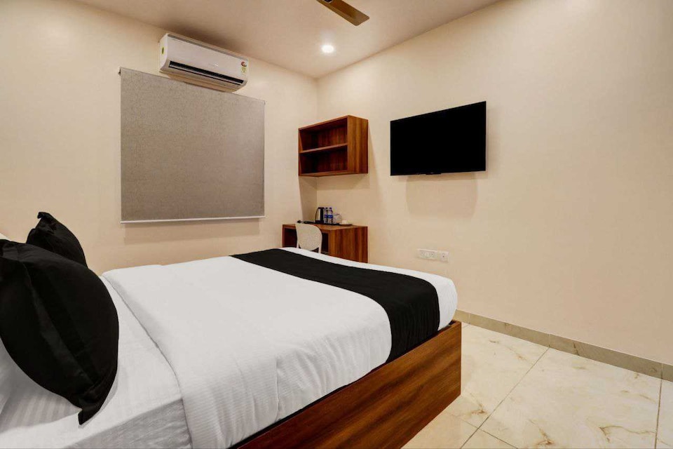 [Day Stay - 8 AM to 8 PM] Hotel O Electronic City RS Gardens, Yehalanka Bangalore, Bangalore