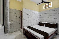 Hotel O RR Residency