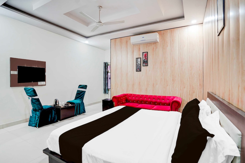 Hotel O  Faizabad Road Opp BBD University, Faizabad Road, Lucknow