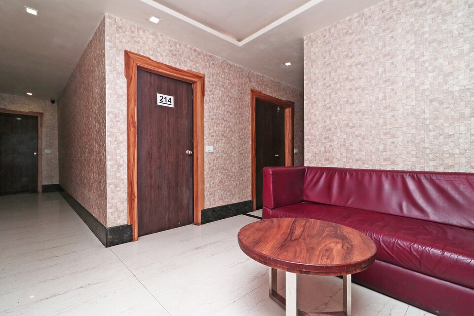 OYO 2353 Hotel Deep, Govind Nagar Kanpur, Kanpur