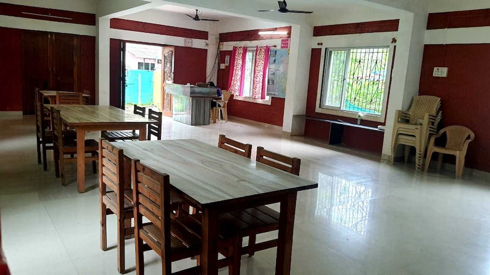 SPOT ON Hotel Raghusheela Inn, Alibag, Alibag