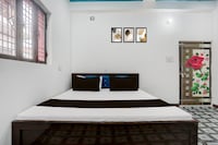 SPOT ON Ajay Hotel Phulpur Railway station