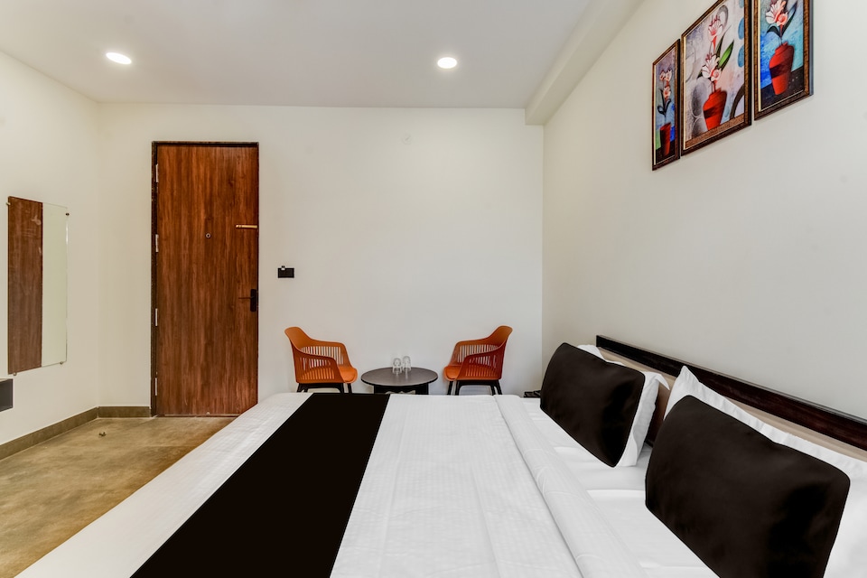 Collection O Mailardevpally Near Owaisi Hospital Tolkanti Arcade, Shamshabad, Hyderabad