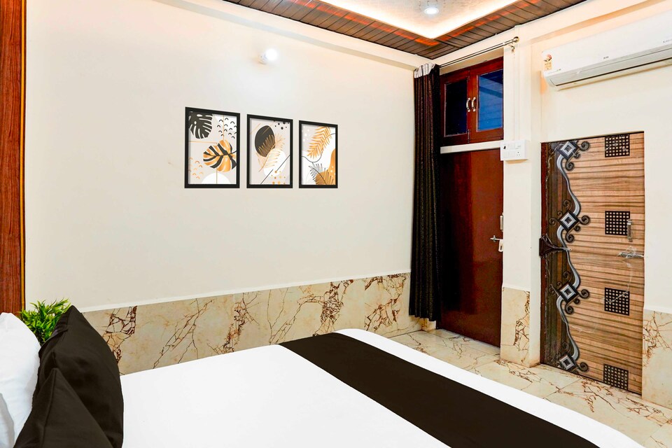 Hotel O Mathura Railway Junction Brij Gaurav Guest House, Mathura Station, Mathura