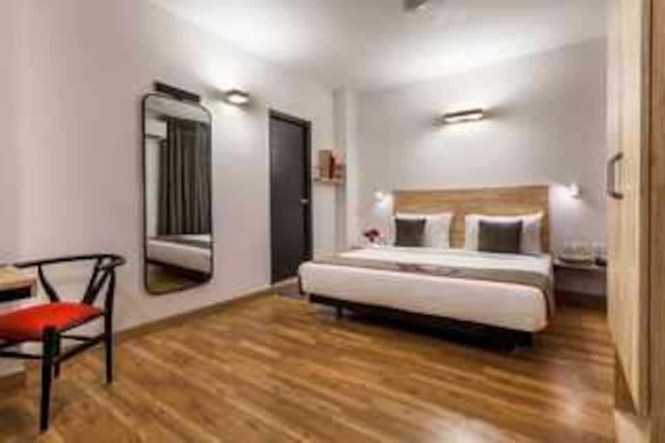 Hotel O Karkardooma Court Metro Station Hotel Lotus, Anand Vihar Delhi, Delhi