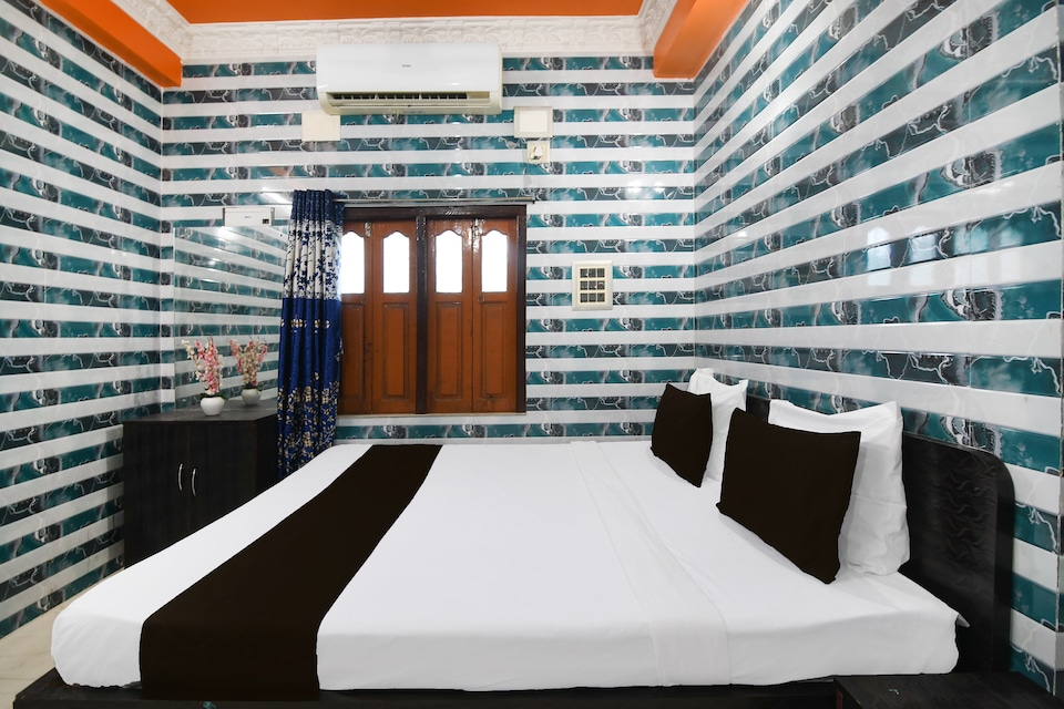 Hotel O New Taj , Berhampore, Berhampore
