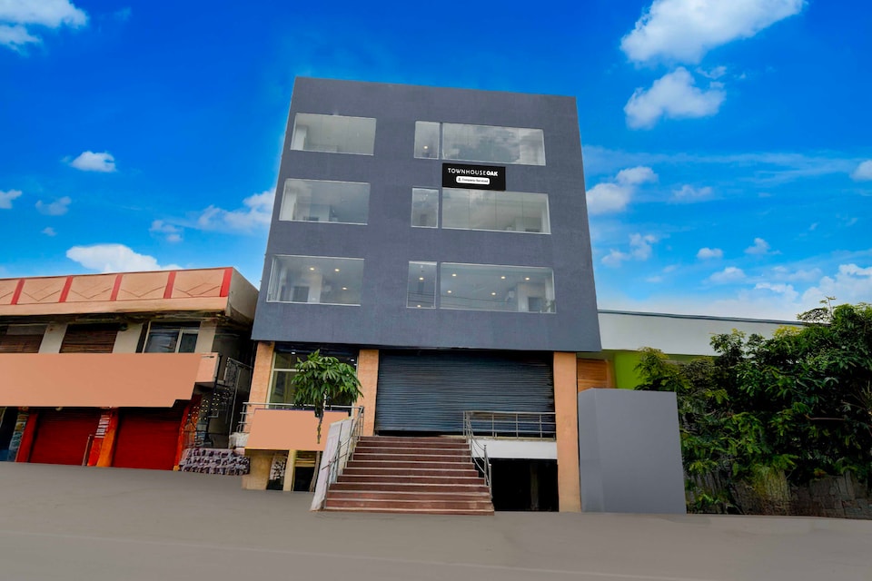 [Day Stay - 12 Hrs Slot : 8 AM to 8 PM] Collection O Chakripuram Near Khusaiguda Bus Stop, Secunderabad, Hyderabad