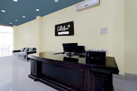 [Day Stay - 12 Hrs Slot : 8 AM to 8 PM] Collection O Chakripuram Near Khusaiguda Bus Stop