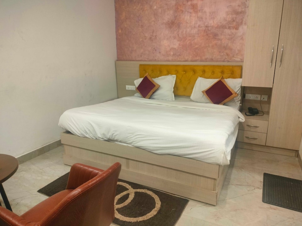 Collection O Sukhmani Medical College Ambience Tower, Cluster Chandigarh, Chandigarh