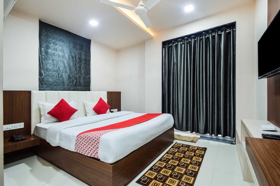 [Day Stay - 12 Hrs Slot : 8 AM to 8 PM] Townhouse Rajasthan Panoori, Abu-Road, Mount-Abu