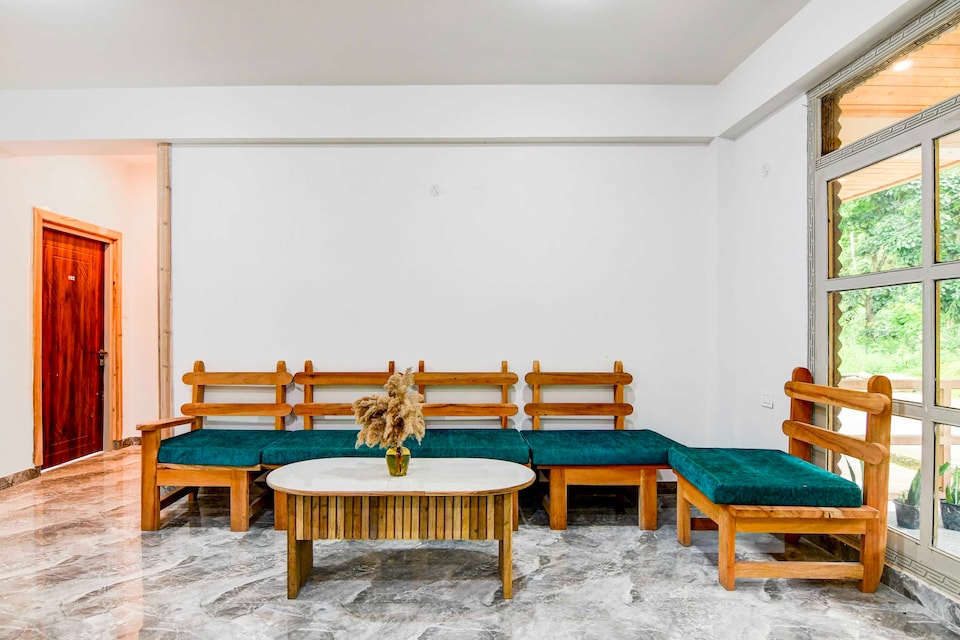 [Day Stay - 12 Hrs Slot : 8 AM to 8 PM] Collection O Pelling Near Sky Walk, Pelling, Pelling