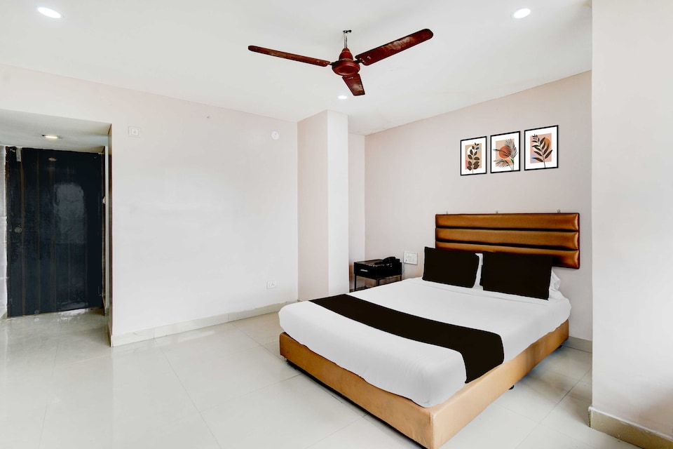 Collection O Narayanaguda Metro Station Hotel Anshu Grand, Abids-Nampally, Hyderabad