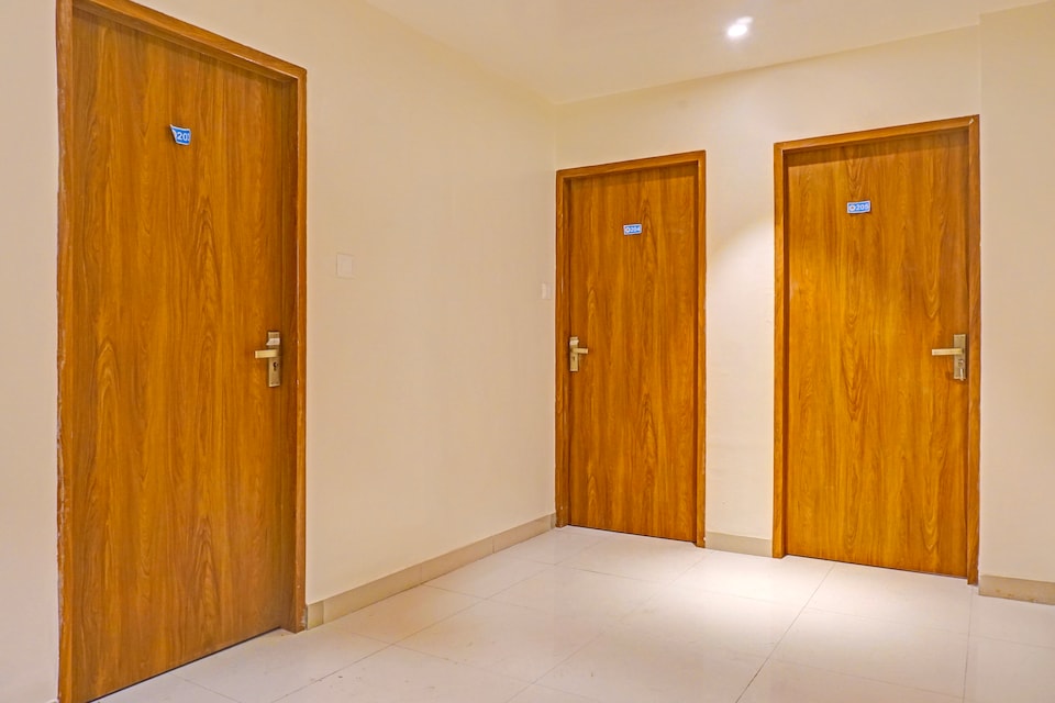 OYO 837545 Relax Inn Executive, Hadapsar Pune, Pune