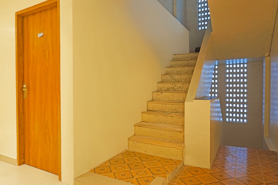 OYO 837545 Relax Inn Executive, Hadapsar Pune, Pune