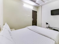 [Day Stay - 12 Hrs Slot : 8 AM to 8 PM] Collection O Yanam Beach TNR Residency