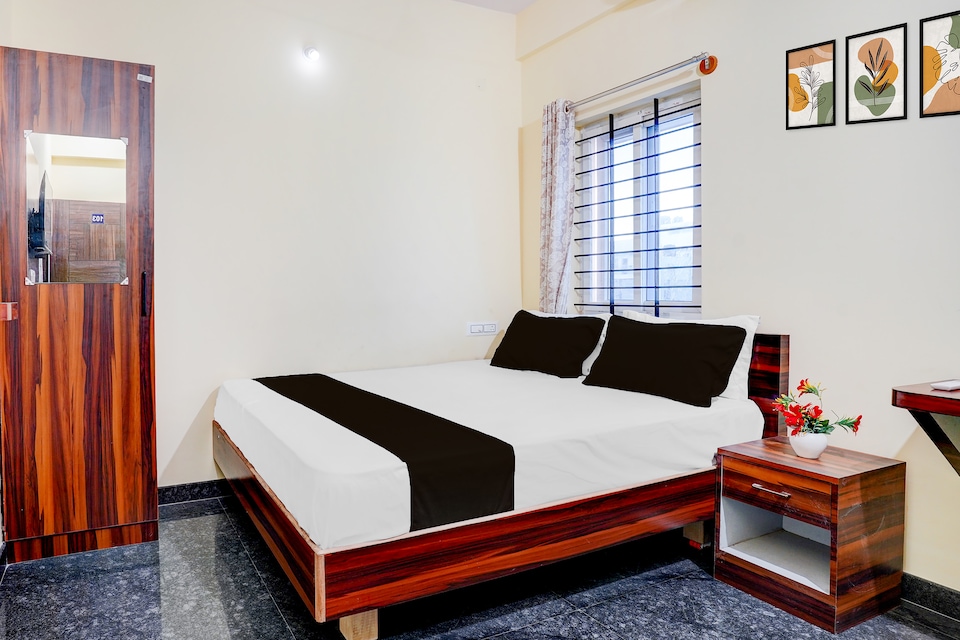 Hotel O SRS BOARDING & LODGING Peenya 2nd Stage, Peenya Bangalore, Bangalore